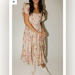 Zoco Floral Puff Sleeve Midi Dress NWT never worn